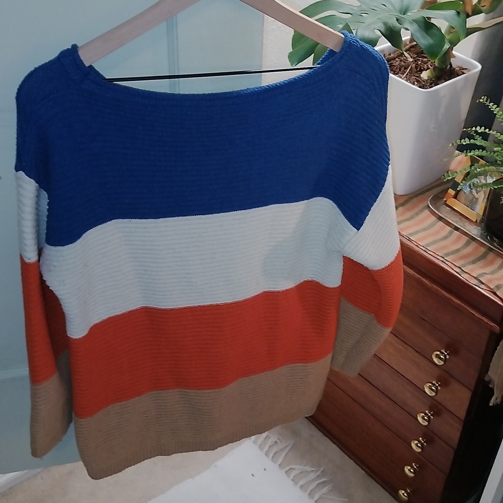 Sweater - Picture 2 of 2